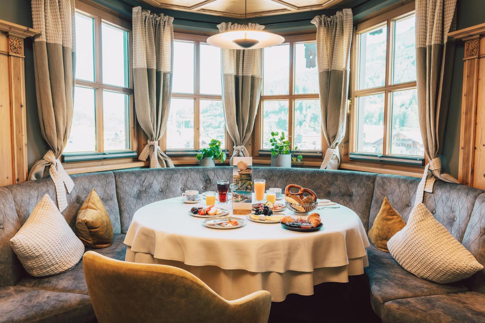 Hotel Riederalm Леоганг Экстерьер фото